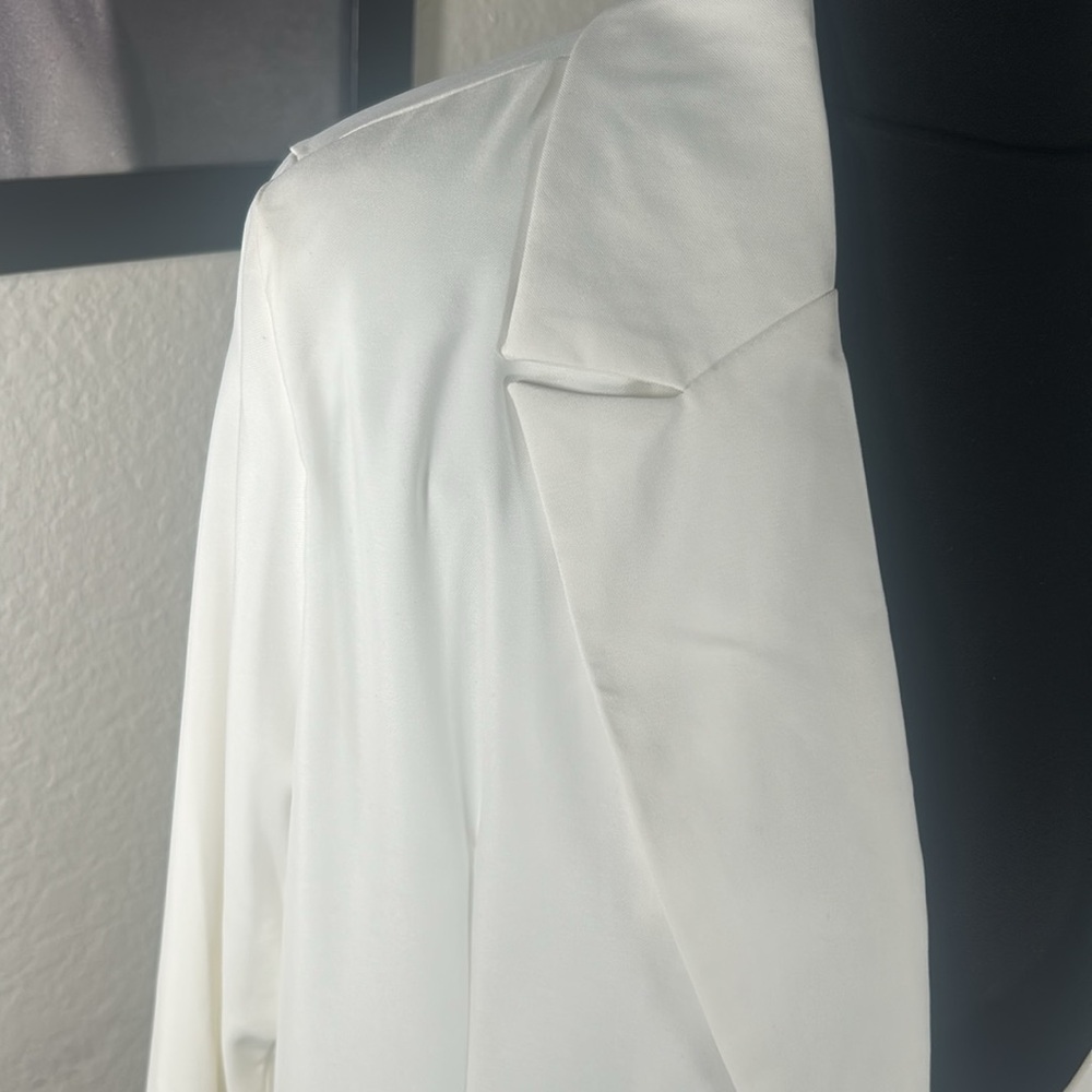 THE 12th Tribe White Blazer - Picture 7 of 11